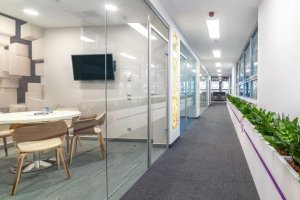 上海办公室的走廊如何装修比较好？